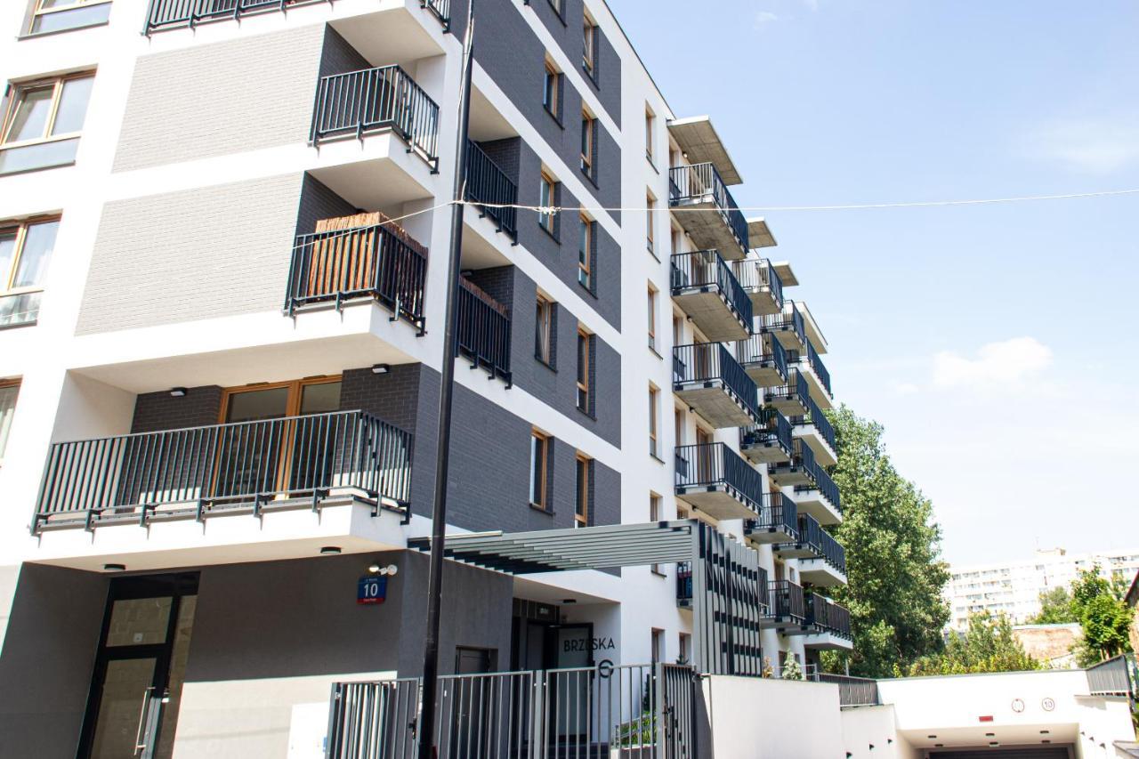 Patio Praga Metro Apartment Варшава Экстерьер фото